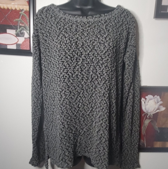 Aeropostale Sweaters - Aeropostale Black and Gray Textured Scoop Neck Sweater
